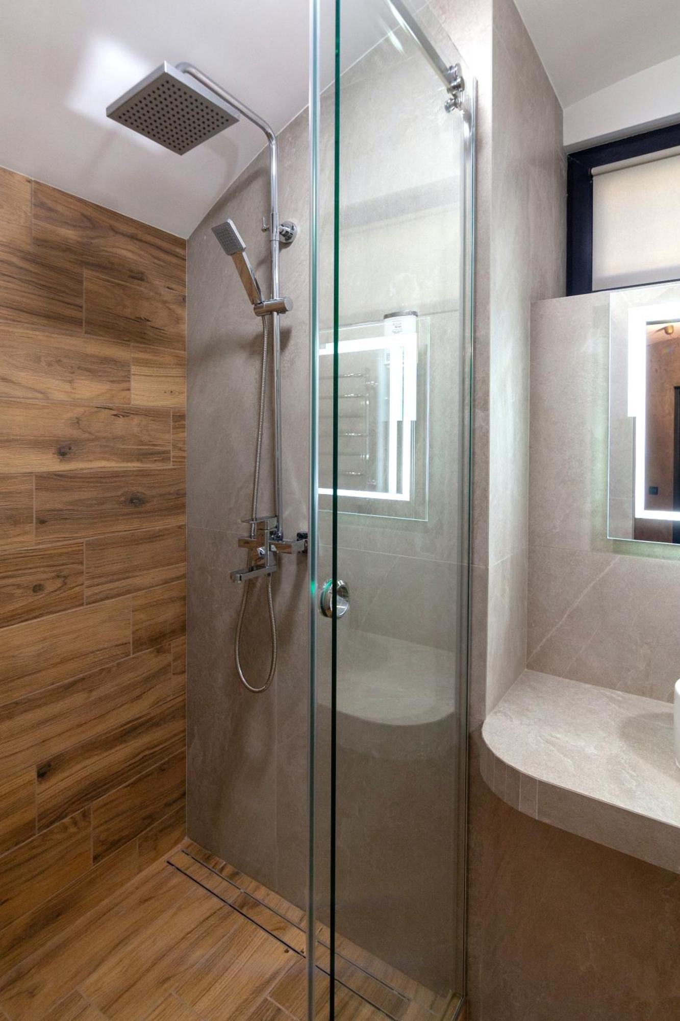 Royal Hot Jucuzzi Apartment Liov Exterior foto